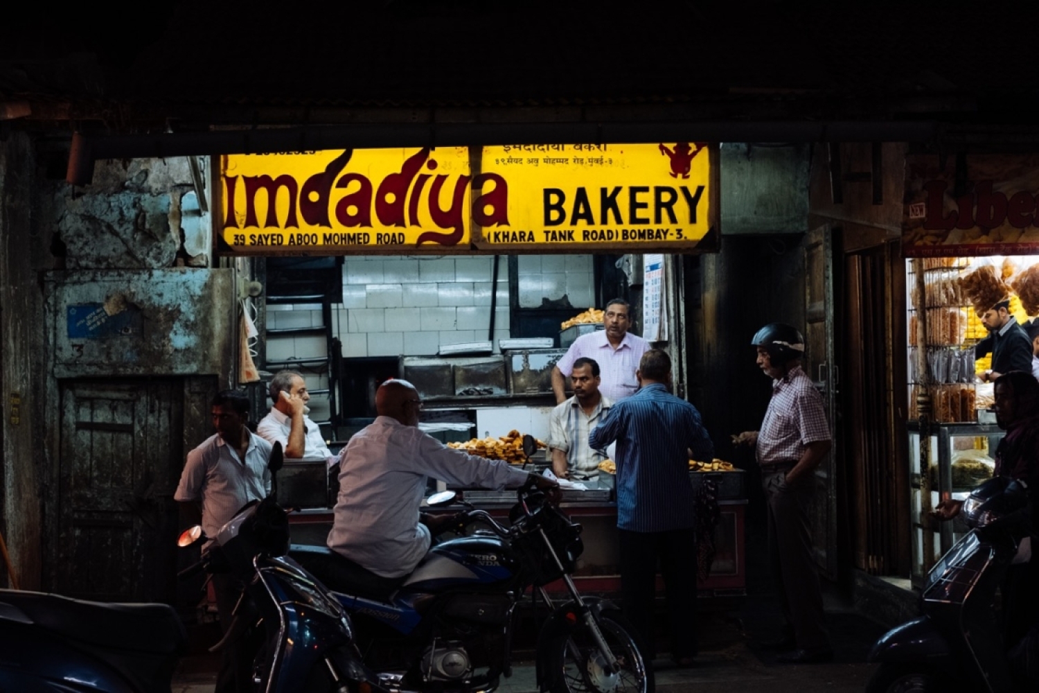 Bombay's Visual Language