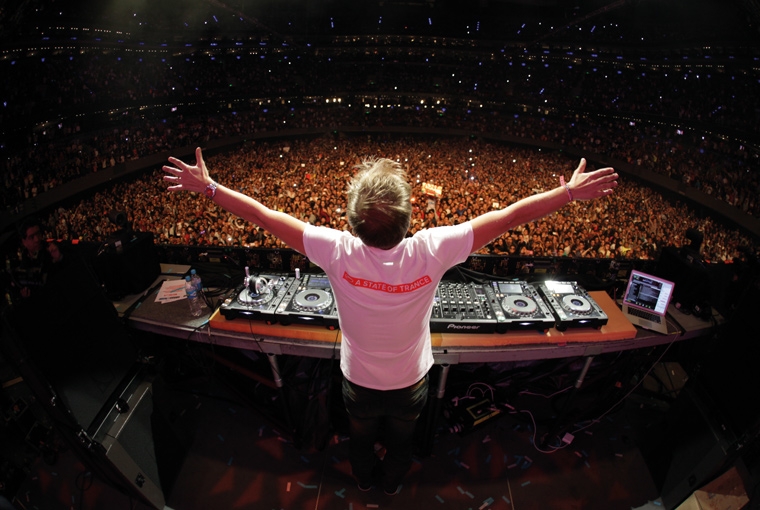 #ThrowbackThursday: Armin van Buuren 