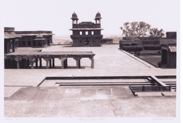 Of Worlds Within Worlds: Gulammohammed Sheikh, A Retrospective Fatehpur Sikri 5, 1970 Archival ink on Somerset enhanced (velvet) 100% cotton paper, photograph taken with SLR Pentax K5 black and white and colour 35 mm film – 1970